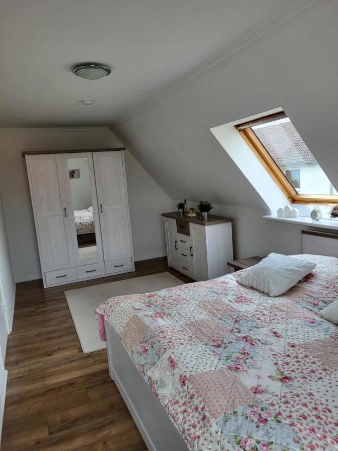 Westkueste Ferienwohnung Heide  Extérieur photo